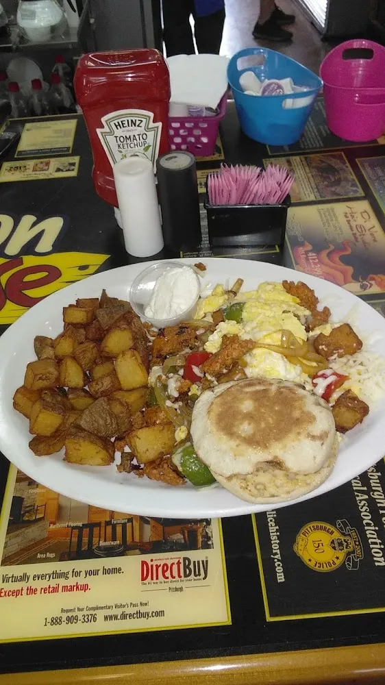 Scotty Special It's Breakfast and Lunch Don't Forget Lunch Ends at 11 00am